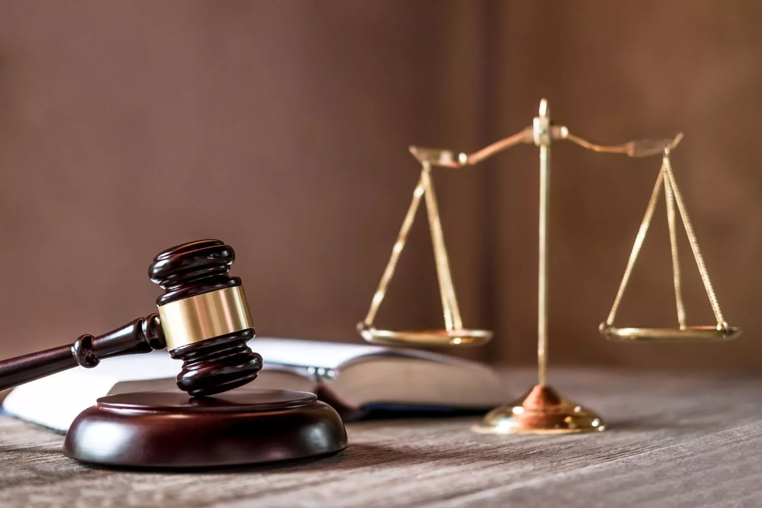 وکیل پایه یک دادگستری محمدرضا اسلامیان در جردن تهران
